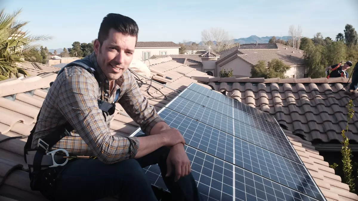 This reality TV star was mad at Warren Buffett for blocking solar. So he made a movie
