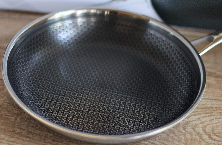 I Tried the Gordon Ramsay-Approved HexClad Pan—Here’s Why It’s a Cooking Superstar